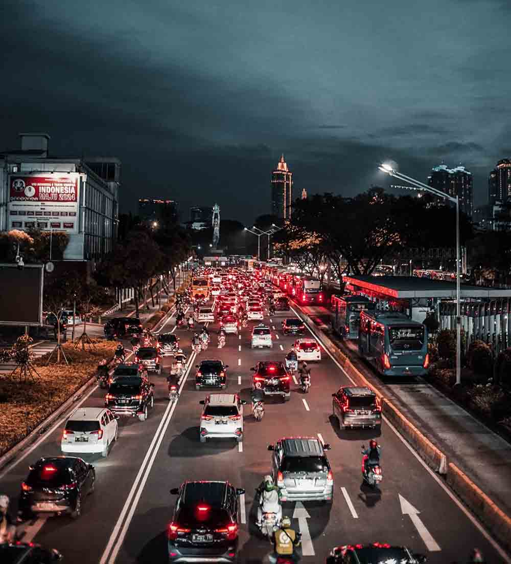 8 Cosas que los Conductores Necesitan Saber para Compartir la Carretera de Forma Segura con los Motociclistas