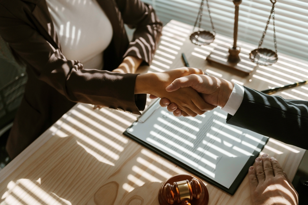 What Does a Truck Accident Lawyer Do?
